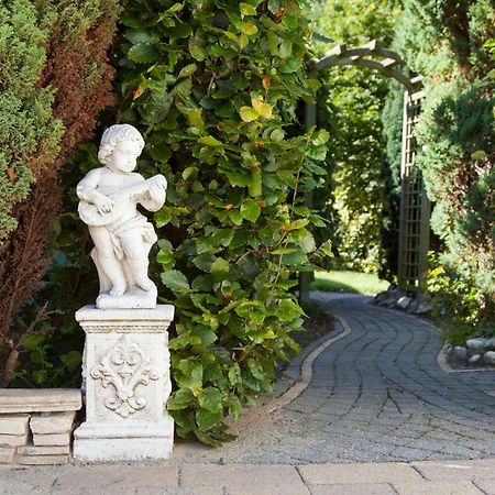 Njoy-Uithof Bed and Breakfast L'Aia Esterno foto