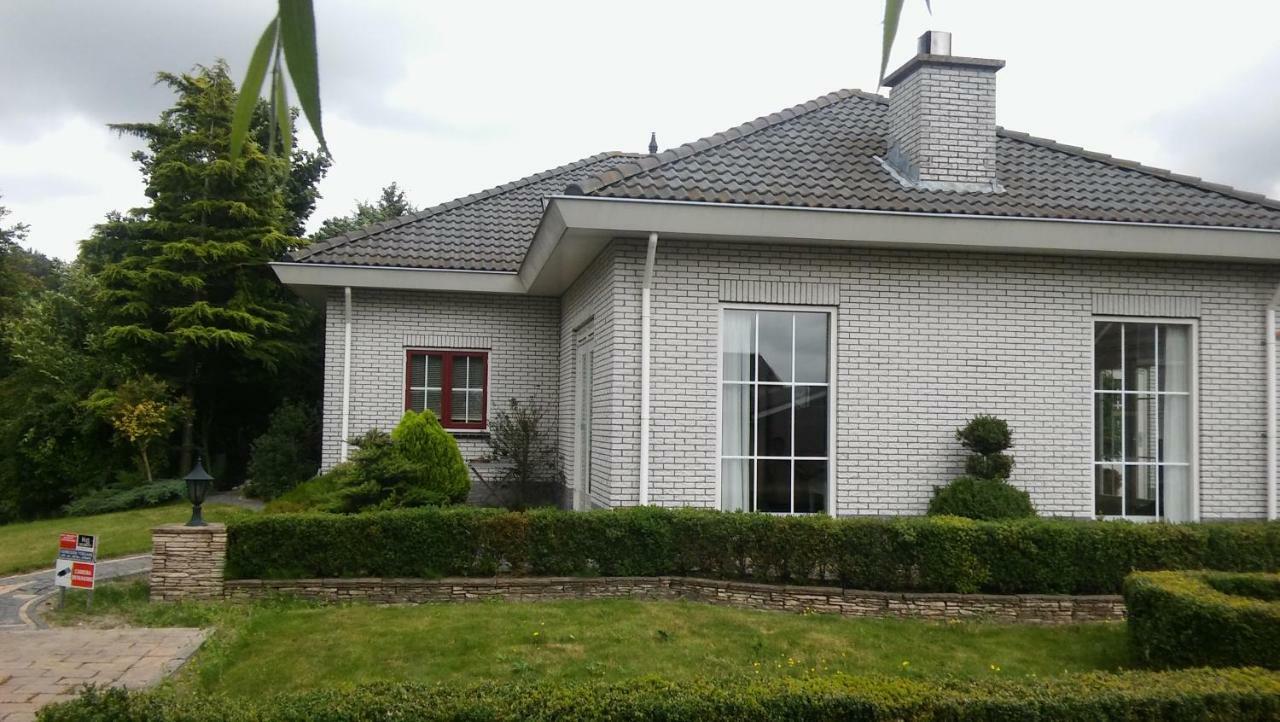 Njoy-Uithof Bed and Breakfast L'Aia Esterno foto
