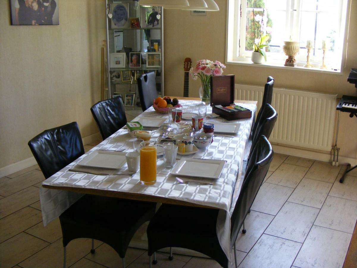 Njoy-Uithof Bed and Breakfast L'Aia Esterno foto